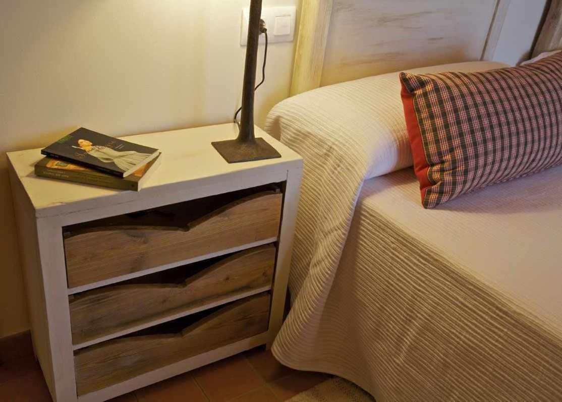 Complejo rural Capacidad para 22 personas Gerona Habitación foto