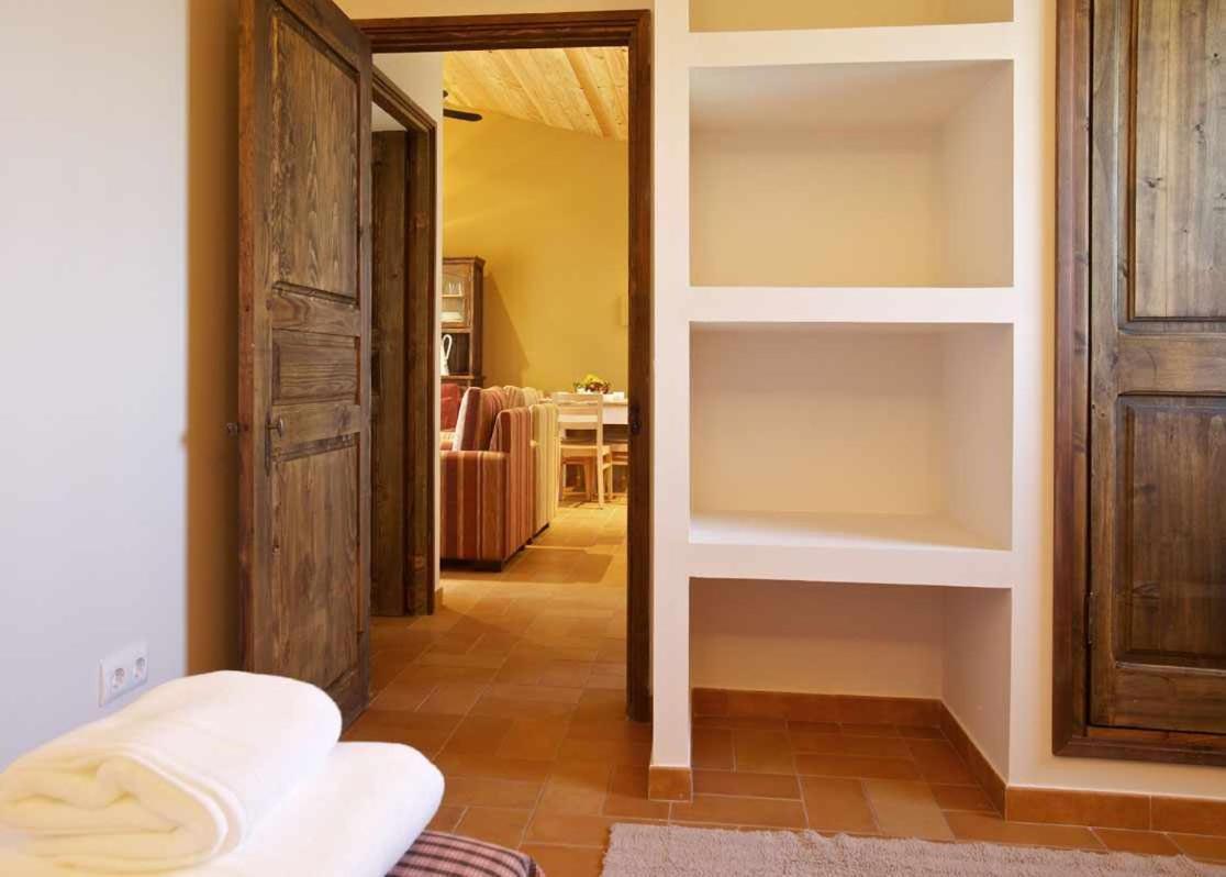 Complejo rural Capacidad para 22 personas Gerona Habitación foto