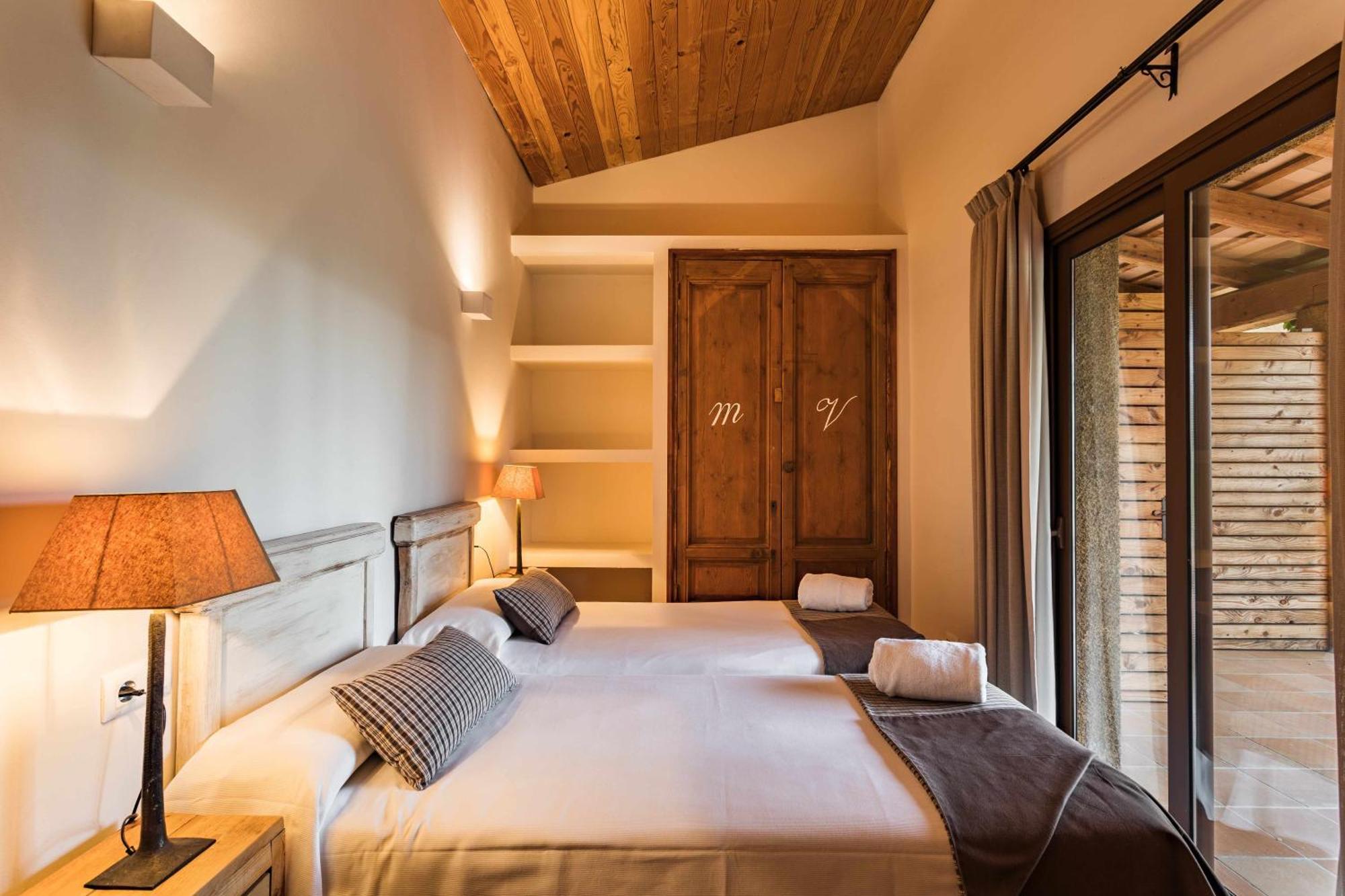 Complejo rural Capacidad para 22 personas Gerona Habitación foto